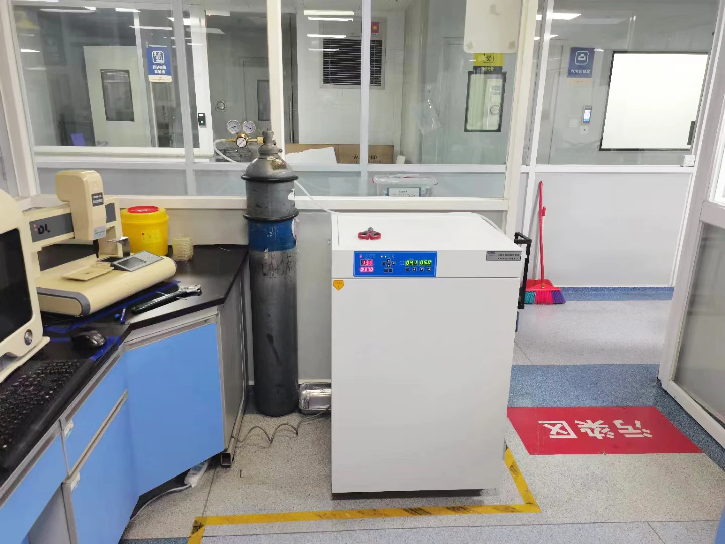 IKEME Microbiology Laboratory  - Incubator Co2 Lab avaliação e preço